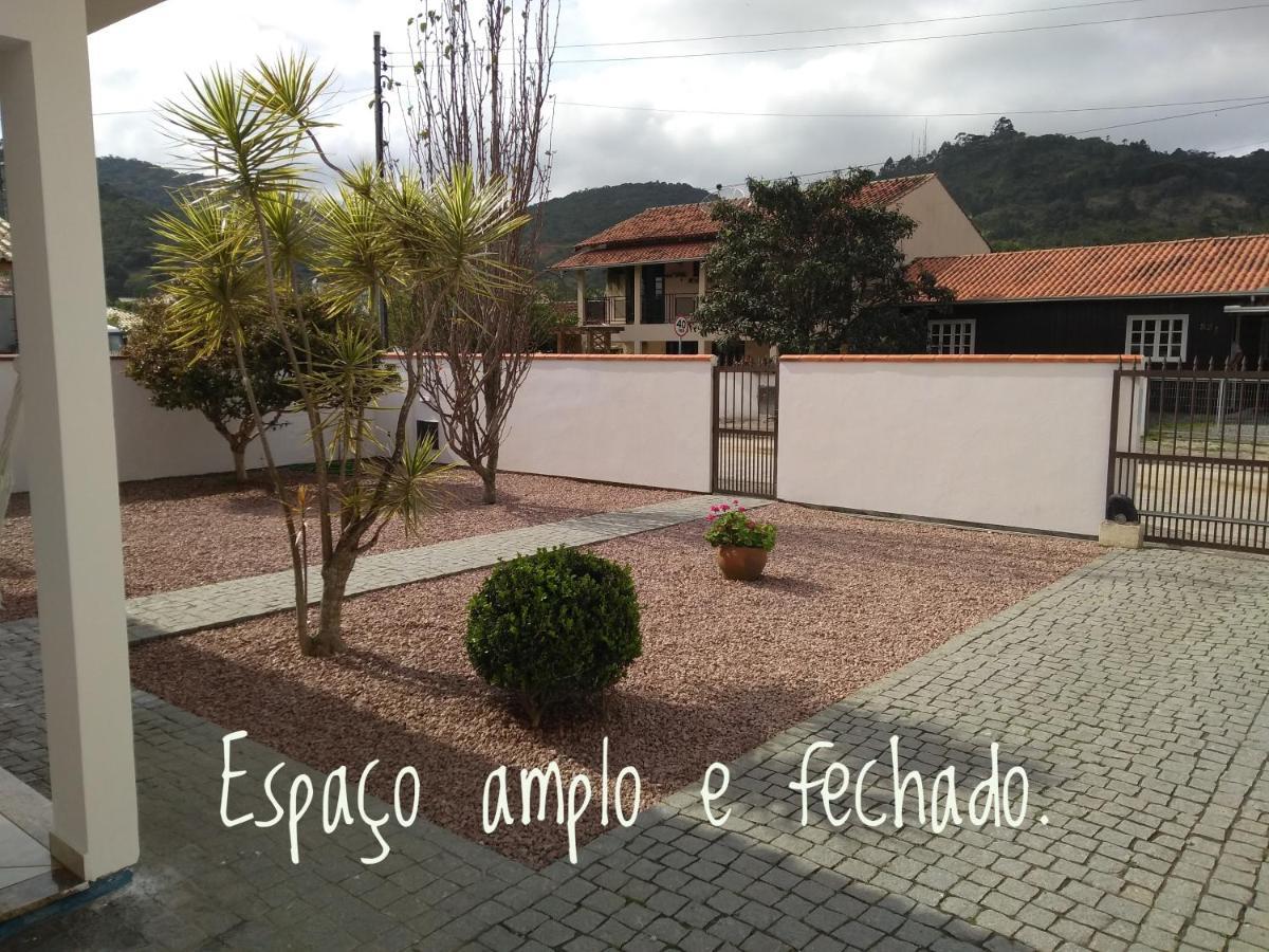 CASA LAR - Curta com a Família- Venha passar suas férias aqui Porto Belo Exterior foto